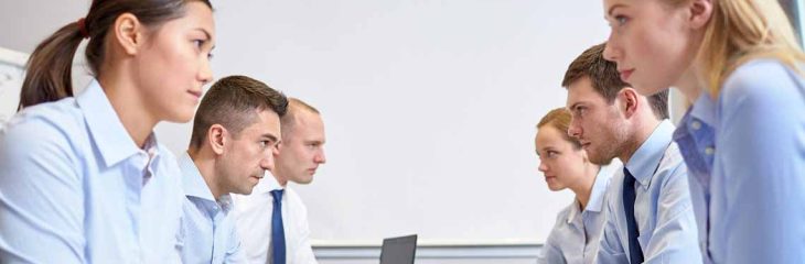 آداب و معاشرت در محیط کار