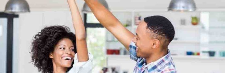 شادی پایه زندگی است